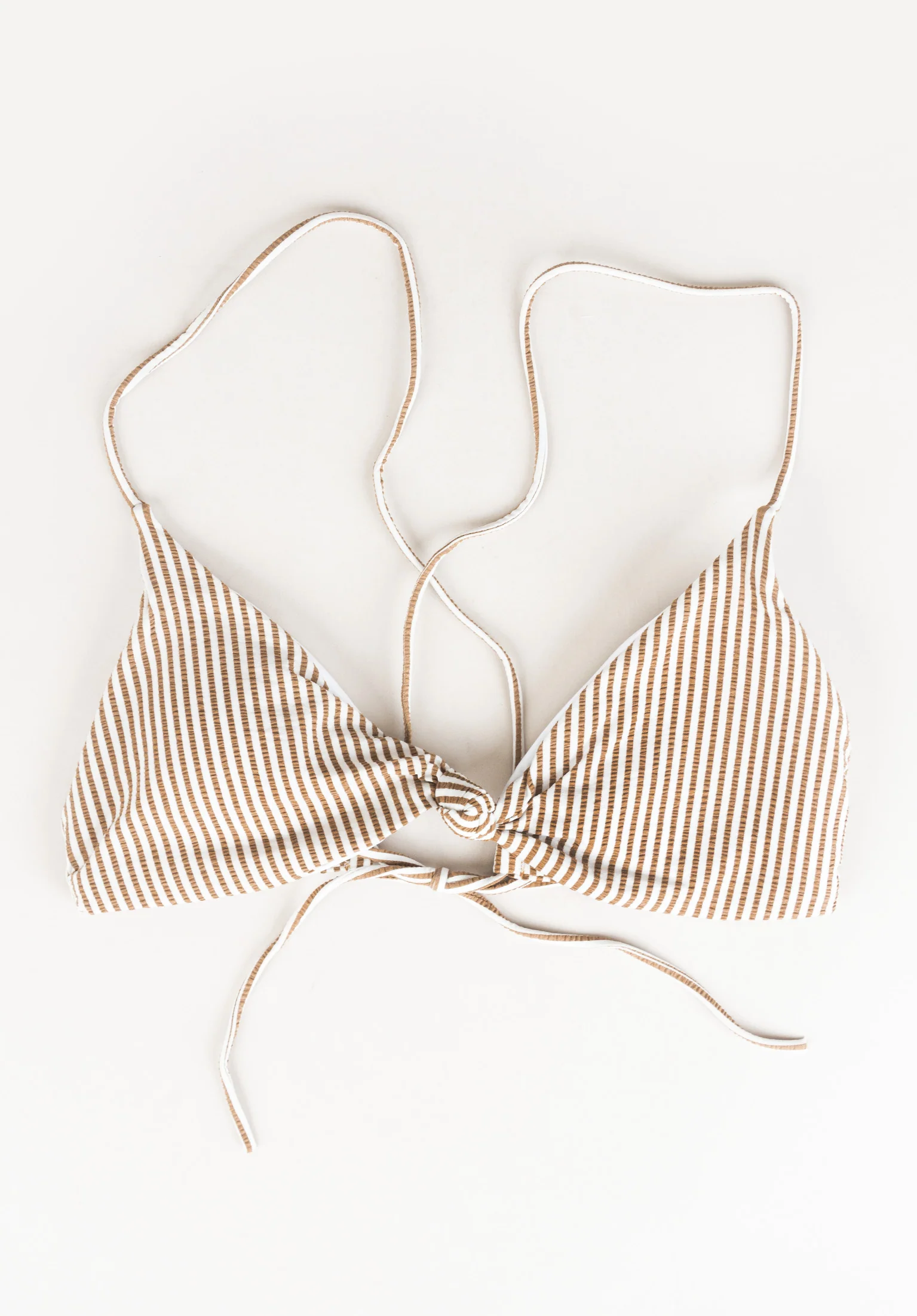 Linear Knotted Crossbk